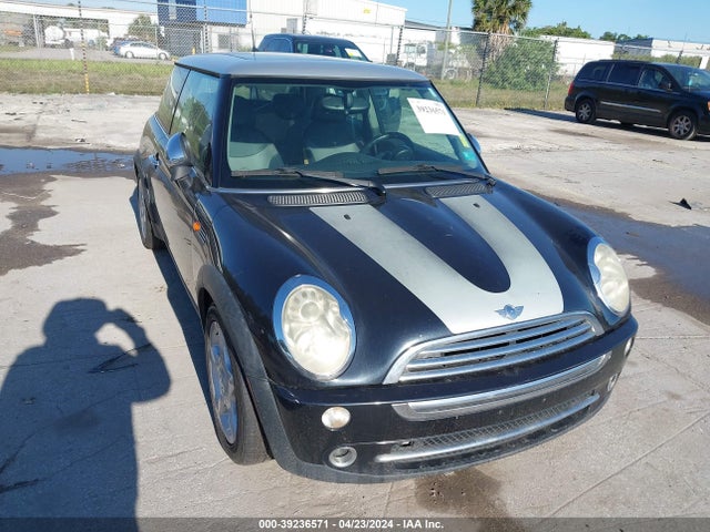 2006 MINI COOPER WMWRC33546TK71784 Photo 5