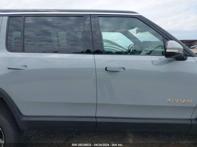 7PDSGABA9PN017336 Rivian R1s Adventure