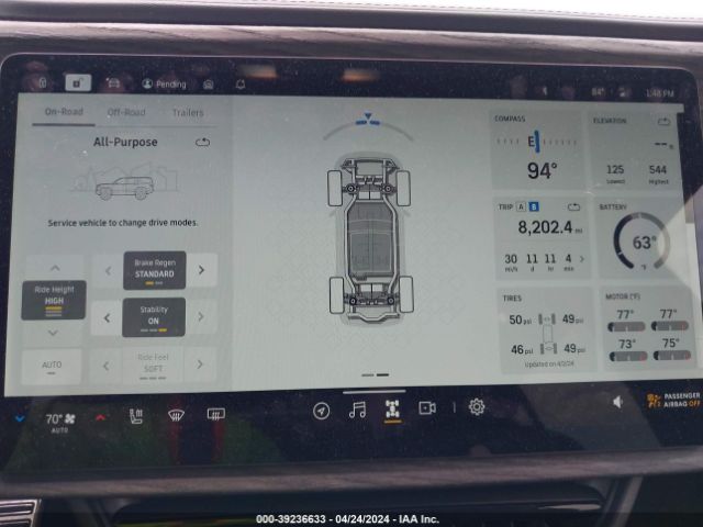 7PDSGABA9PN017336 Rivian R1s Adventure