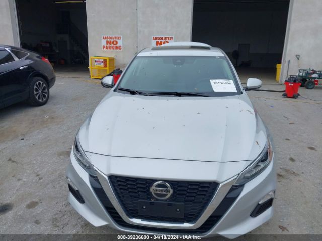 1N4BL4DW5NN360743 Nissan Altima Sv Intelligent Awd