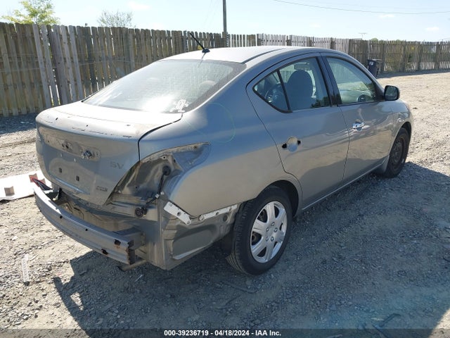 Nissan Versa 1.6 Sv 2014 3N1CN7AP8EL828412 Image 4