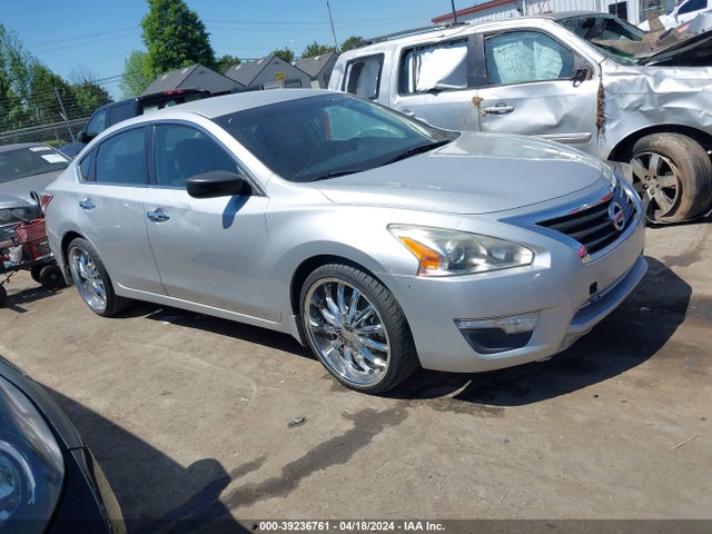 Nissan Altima 2.5 S 2015 1N4AL3AP1FC193247 zdjęcie główne