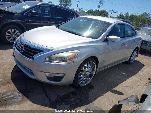 Nissan Altima 2.5 S 2015 1N4AL3AP1FC193247 Image 2