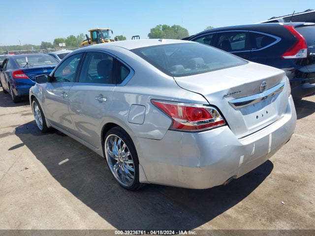 Nissan Altima 2.5 S 2015 1N4AL3AP1FC193247 Image 3