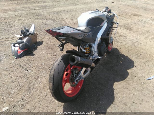 2021 APRILIA RSV4 ZD4KYUA0XMS000142 Photo 3