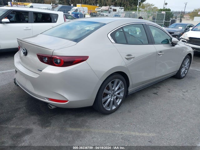 Mazda Mazda3 Select 2022 3MZBPABL1NM312377 Image 4
