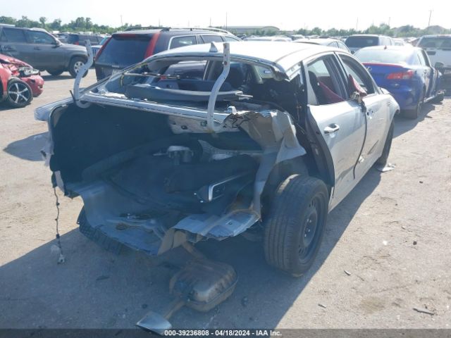5XXGT4L3XKG335156 KIA Optima Lx