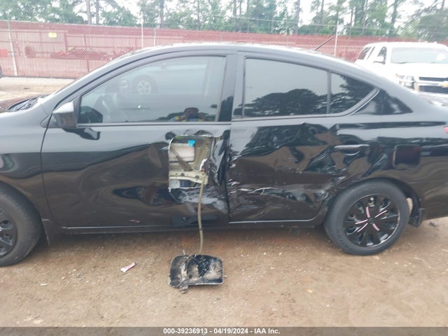 Nissan Versa 1.6 Sv 2015 3N1CN7AP2FL865974 Image 17