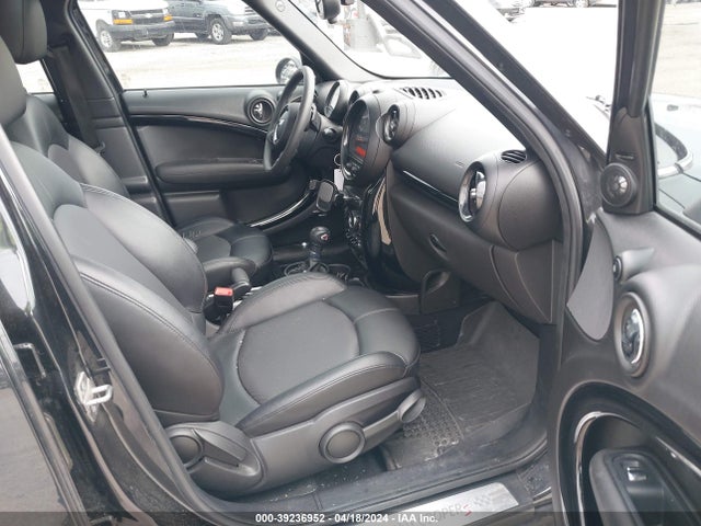 2015 MINI COUNTRYMAN WMWZC3C58FWT05496 Photo 4