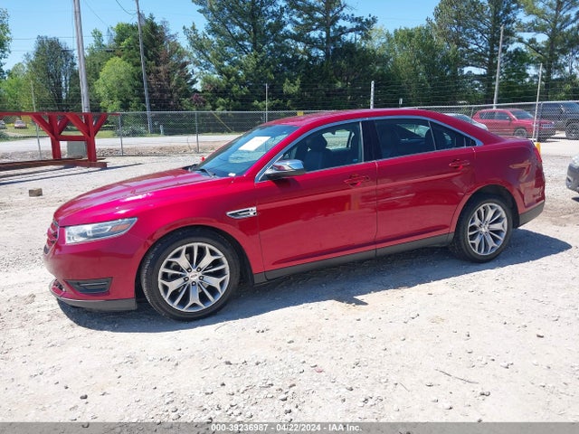 Ford Taurus Limited 2015 1FAHP2F82FG170602 Image 2