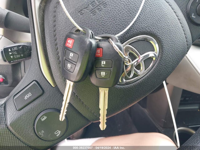 Toyota RAV4 LE 2015 2T3ZFREV5FW206126 Image 11