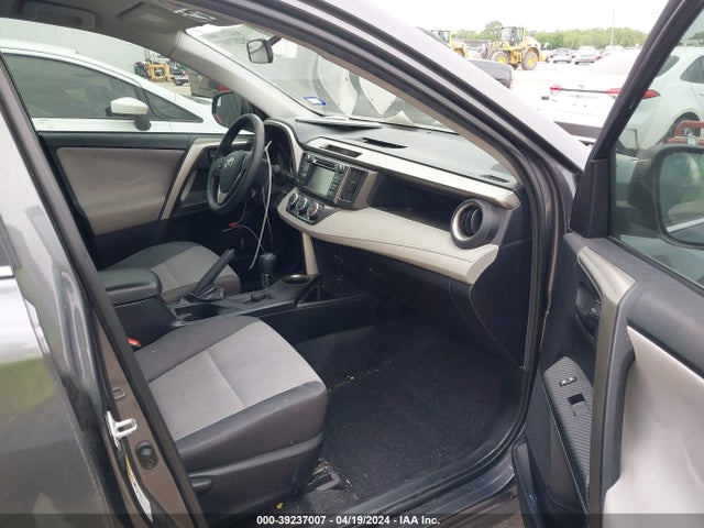 Toyota RAV4 LE 2015 2T3ZFREV5FW206126 Image 5