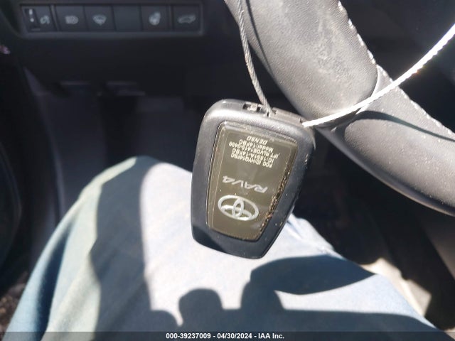 Toyota Rav4 Xle Premium 2019 JTMA1RFV9KD034586 Image 11