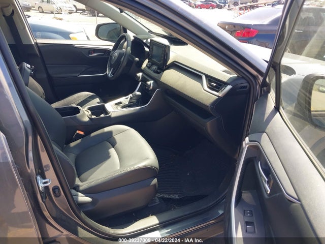 Toyota Rav4 Xle Premium 2019 JTMA1RFV9KD034586 Image 5