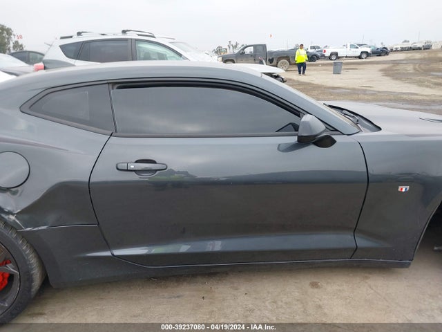 Chevrolet Camaro 1ss 2018 1G1FE1R79J0164391 Image 13