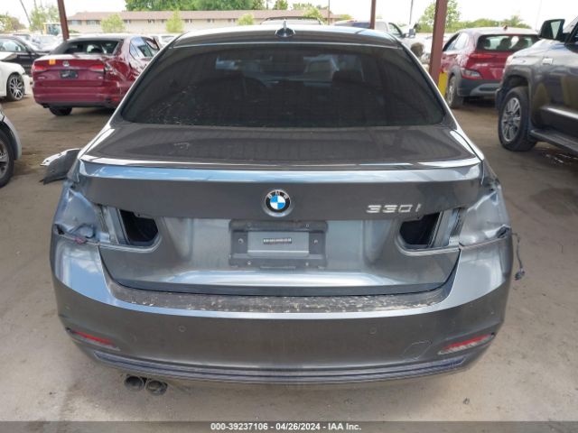 WBA8B9G59JNV00193 BMW 330I