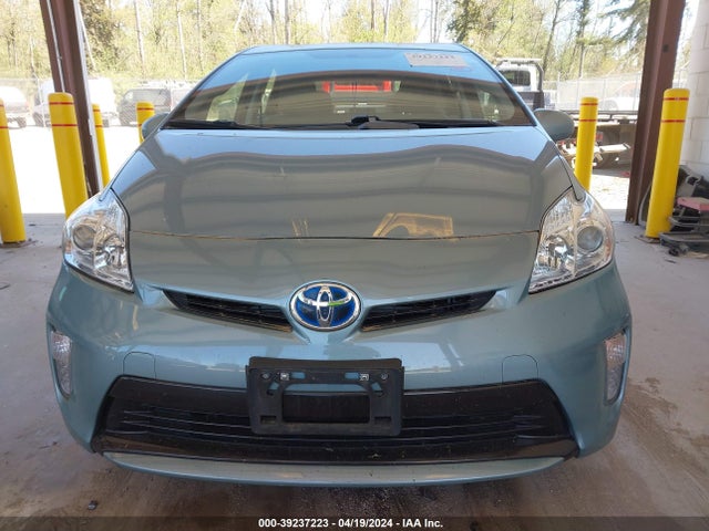 Toyota Prius Three 2015 JTDKN3DU9F1889313 Image 13