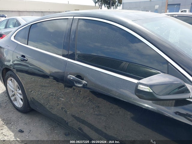Chevrolet MALIBU LT 2018 1G1ZD5ST1JF136614 Image 14