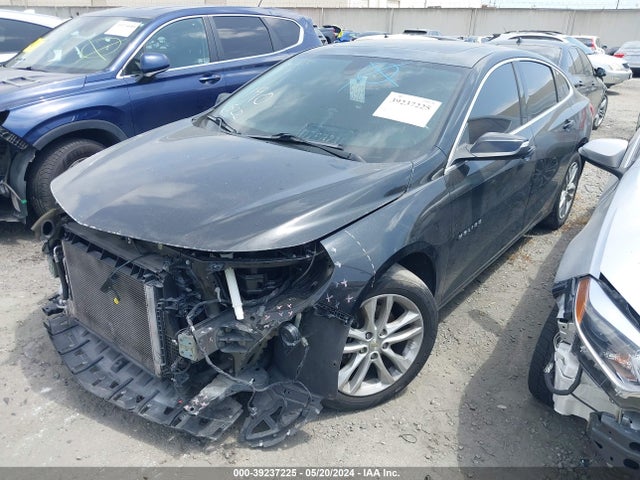 Chevrolet MALIBU LT 2018 1G1ZD5ST1JF136614 Image 2