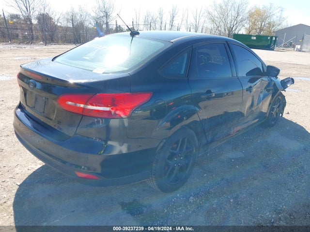 Ford FOCUS SEL 2017 1FADP3H28HL223102 Image 4