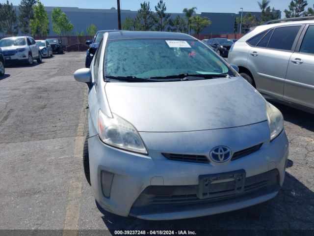 JTDKN3DU9F1957528 Toyota Prius Four