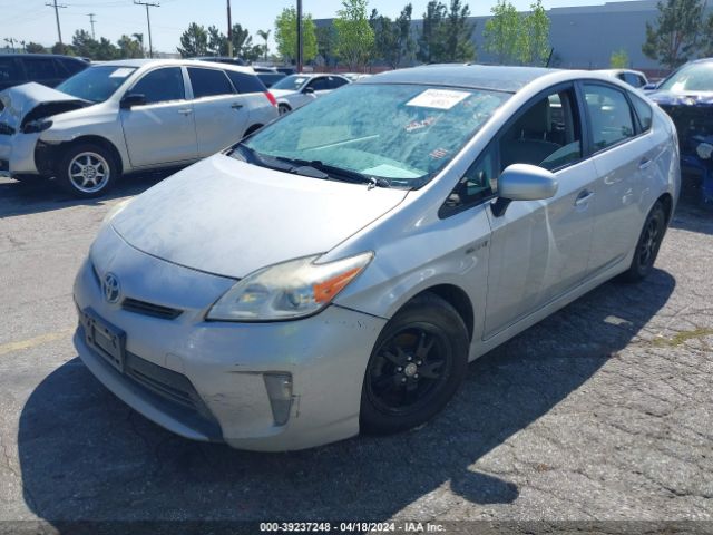 JTDKN3DU9F1957528 Toyota Prius Four