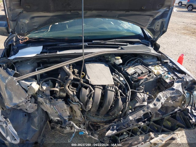 Ford FOCUS SE 2018 1FADP3K22JL218069 Image 10