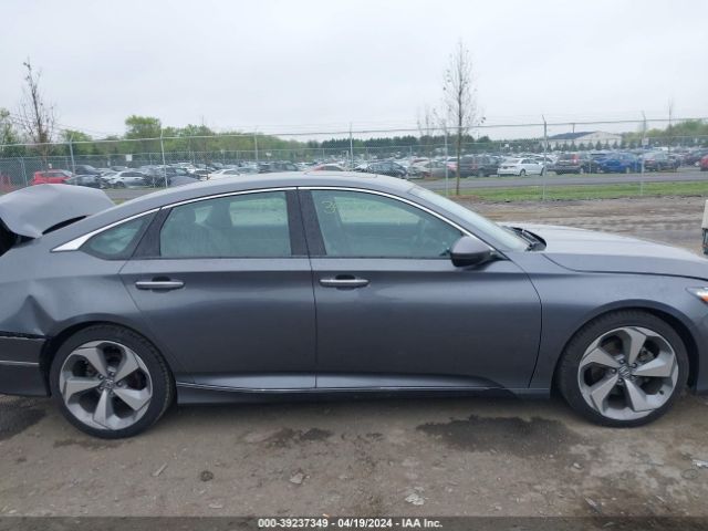 1HGCV2F91JA006080 Honda Accord Touring 2.0t