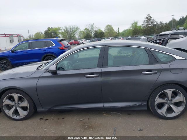 1HGCV2F91JA006080 Honda Accord Touring 2.0t
