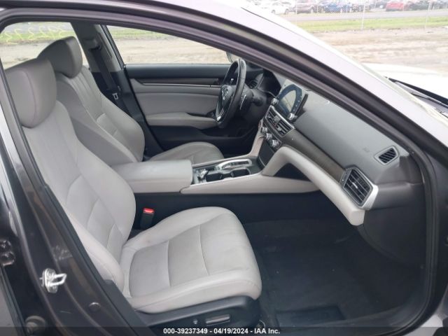 1HGCV2F91JA006080 Honda Accord Touring 2.0t