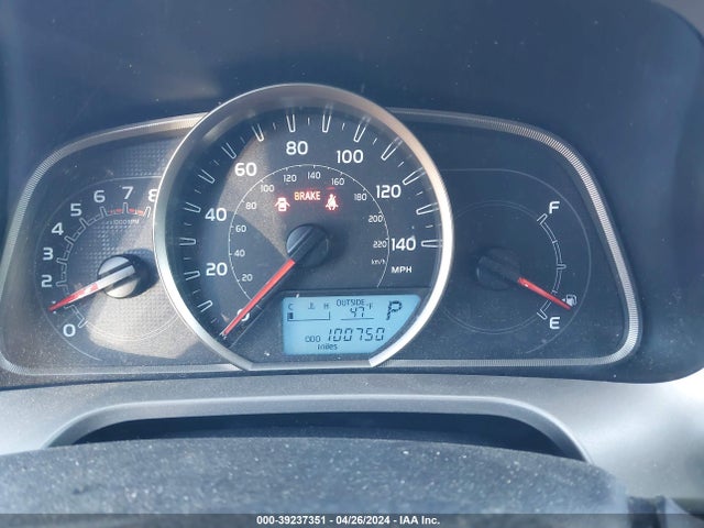 Toyota RAV4 LE 2014 JTMBFREV2EJ010806 Image 7