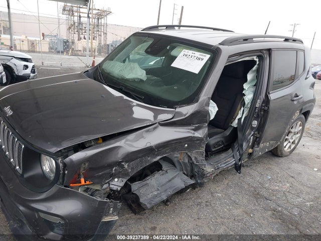 ZACNJCBB0MPN24636 Jeep Renegade Latitude Fwd