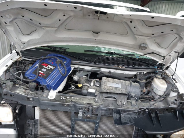 Chevrolet Express 2500 Work Van 2016 1GCWGAFF1G1302621 Image 10