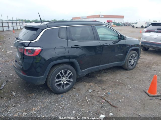 3C4NJCBB4JT499957 Jeep Compass Sun And Wheel Fwd