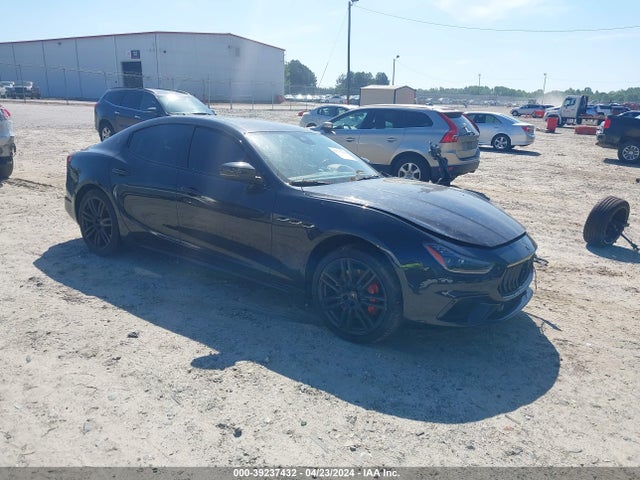 Maserati Ghibli Modena Q4 2022 ZAM57YTM1N1385662 главное изображение