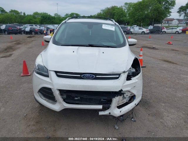 Ford Escape Titanium 2015 1FMCU0J98FUB13979 Image 12