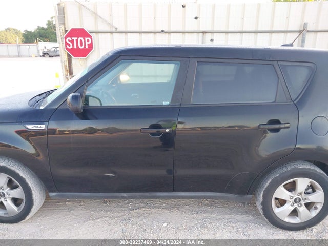 KIA Soul 2017 KNDJN2A28H7497318 Image 14