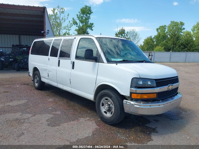 Chevrolet Express 3500 Lt 2017 1GAZGPFG0H1173497 Image 1