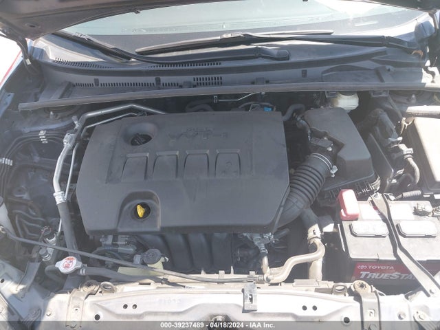 Toyota COROLLA SE 2018 5YFBURHE9JP747346 Image 10