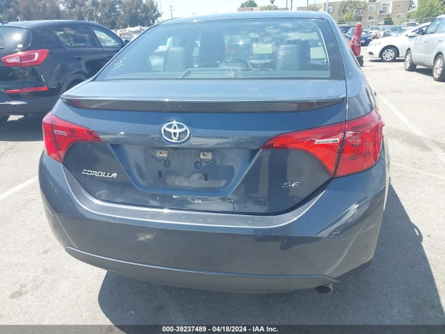 Toyota COROLLA SE 2018 5YFBURHE9JP747346 Image 16