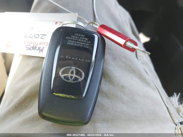 Toyota CAMRY SE 2018 JTNB11HK7J3011221 Image 11