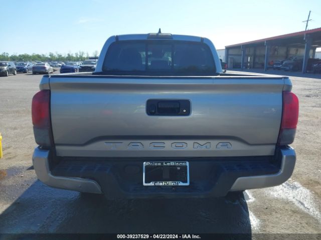 5TFAX5GN8KX157106 Toyota Tacoma Sr