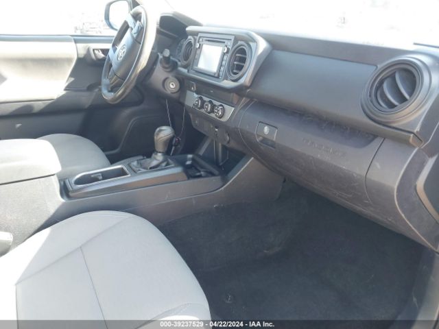 5TFAX5GN8KX157106 Toyota Tacoma Sr