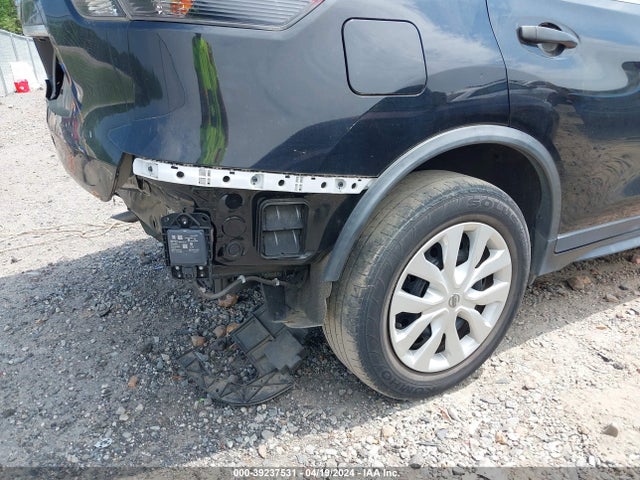 Nissan ROGUE S 2018 KNMAT2MT6JP620243 Image 17