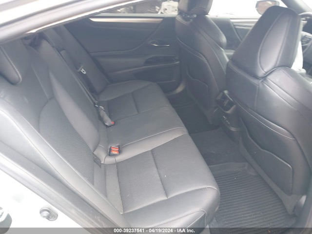 58AGZ1B13NU129404 Lexus Es 350 F Sport