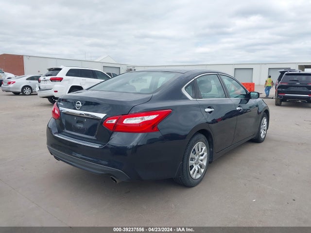 Nissan Altima 2.5 S 2016 1N4AL3AP8GN332957 Image 4