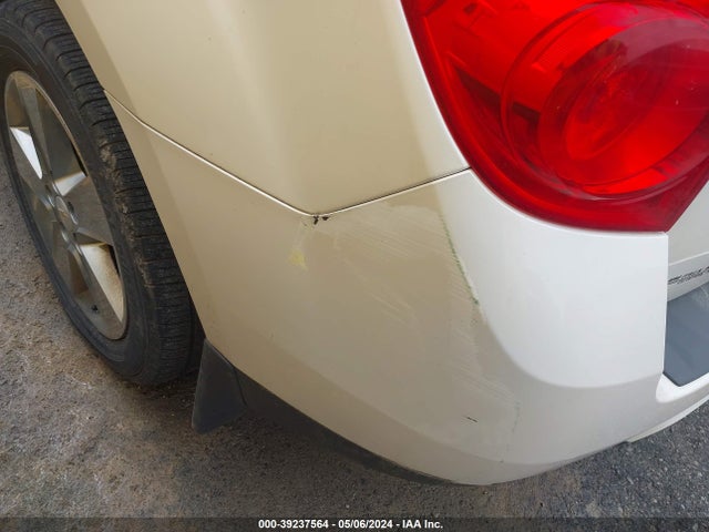 Chevrolet EQUINOX 1LT 2015 1GNALBEK6FZ105638 Image 13