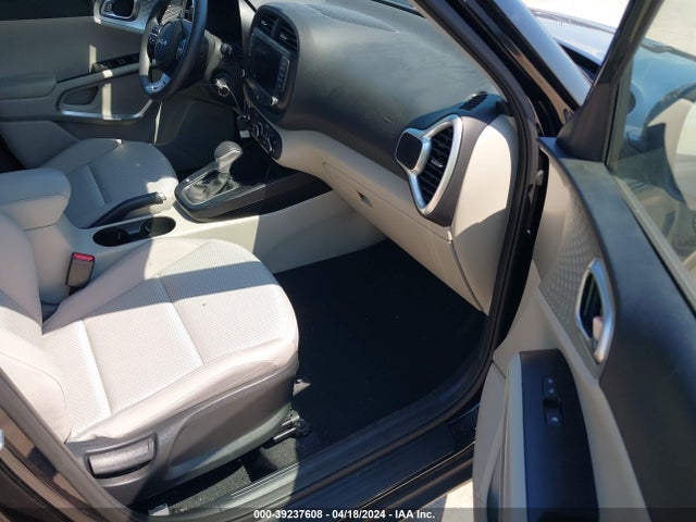 KIA SOUL LX 2023 KNDJ23AU1P7873162 Image 5