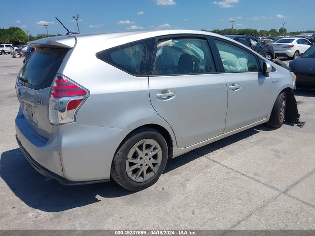 Toyota Prius V Three 2015 JTDZN3EU8FJ018612 Image 4