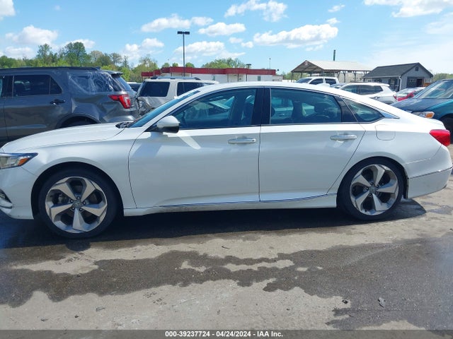 Honda Accord Touring 2018 1HGCV1F97JA013674 Image 14